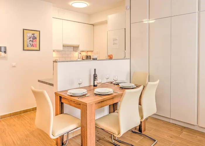 Downtown Apartment